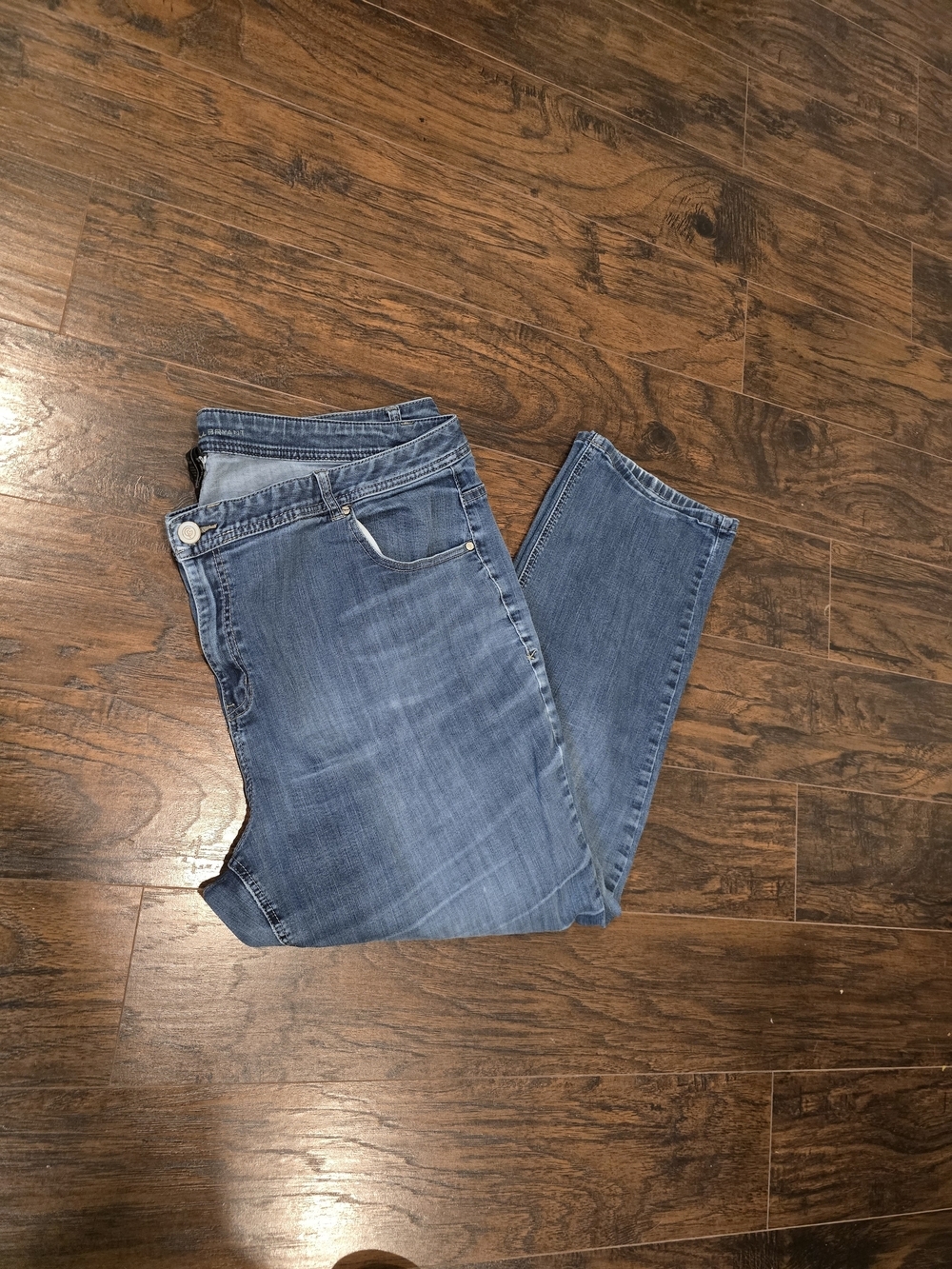 Lane Bryant | Straight-Leg Jeans 28 Regular